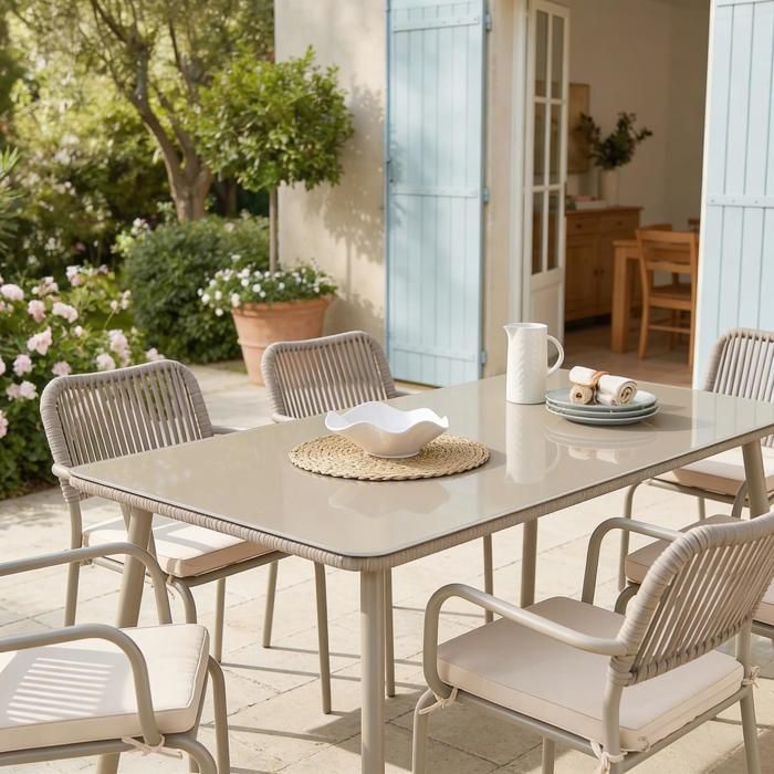 VOLONTE tuintafel met 6 stoelen in champagnekleur voor 6 personen, tafelblad van gehard glas