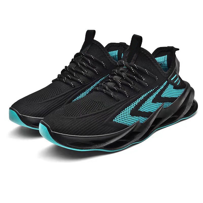Baskets montantes respirantes en mesh pour homme, style plateforme, bout rond, lacets, idéales pour les loisirs et la course en extérieur.