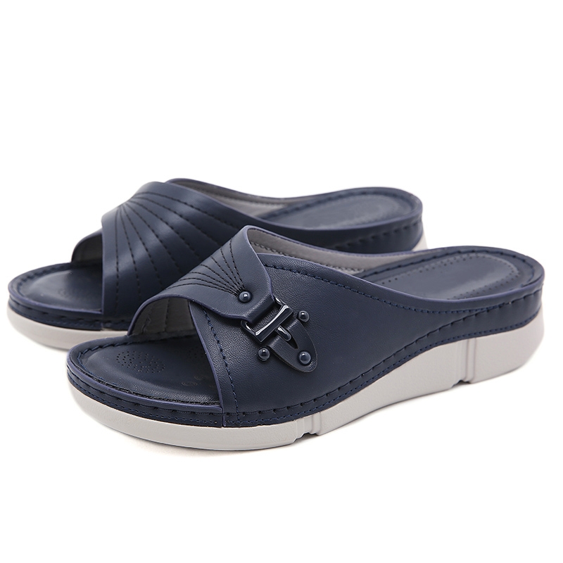 Nuove pantofole con suola spessa e tacco inclinato, stile europeo e americano, pantofole estive da gladiatore da donna, modello spiaggia T777 4