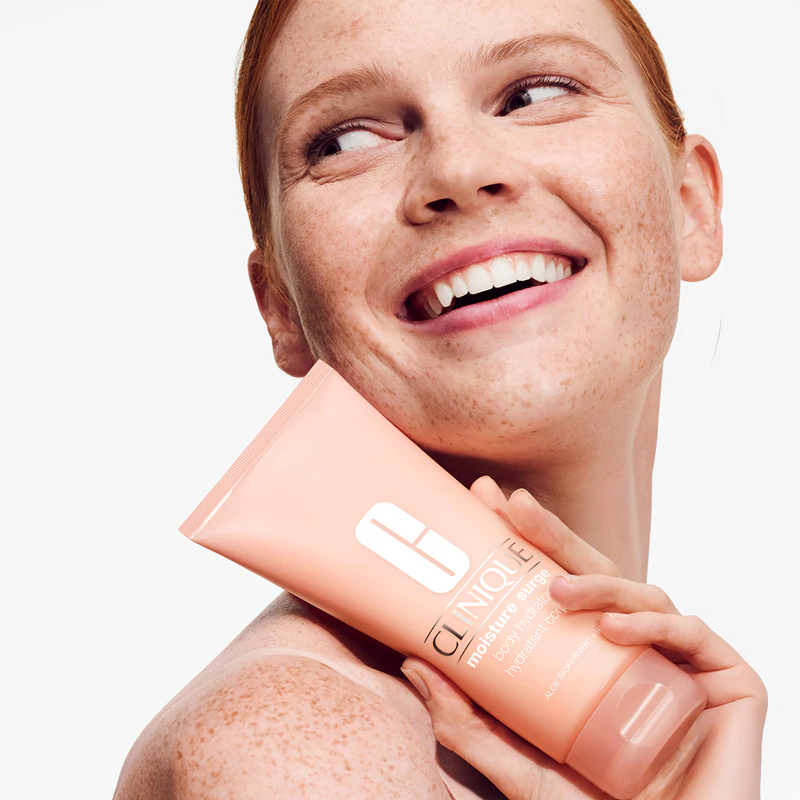 Clinique Moisture Surge™ Body Hydrator, een intens hydraterende crème voor alle huidtypen.