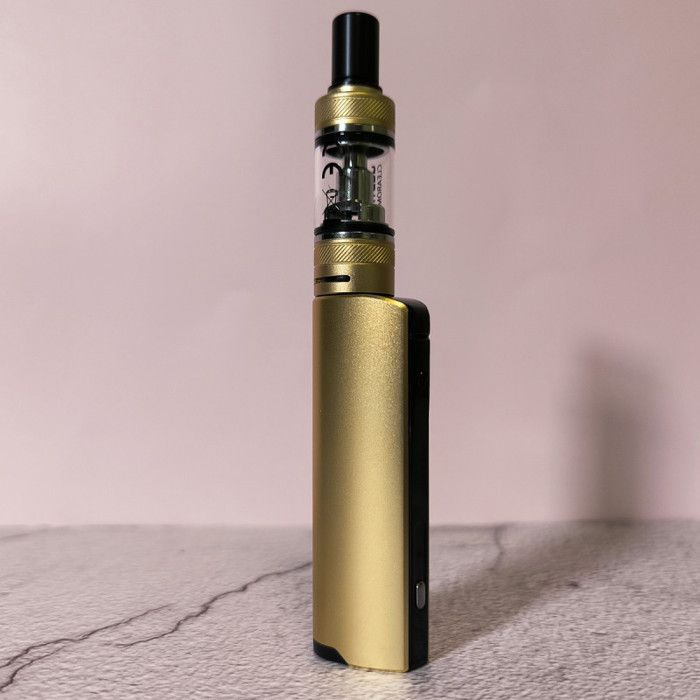 Kit inicial Q16 Pro 900 mAh Justfog dourado
