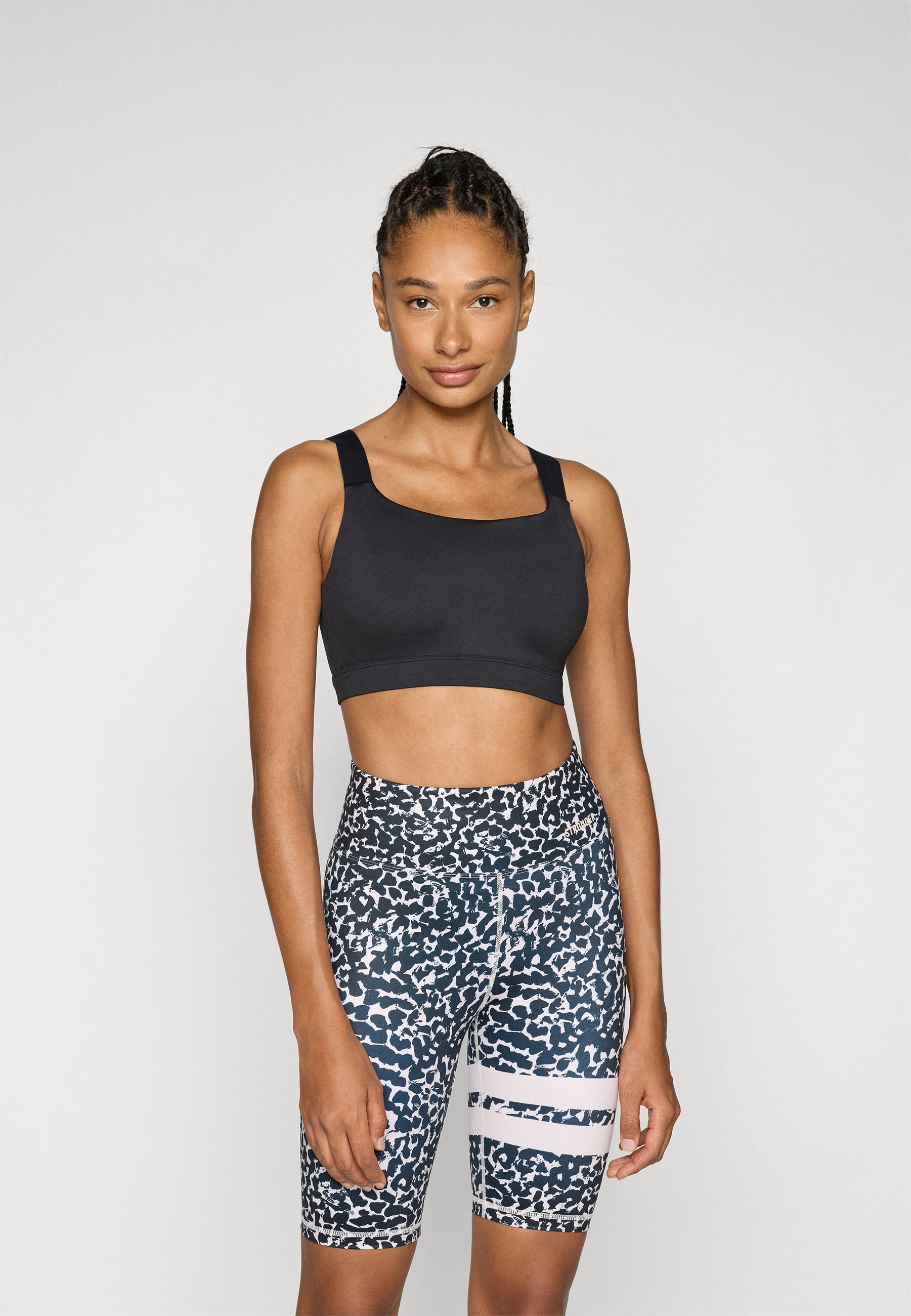 Stärkerer ACTIVE BRA – Sport-BH mit mittlerem Halt – Schwarz