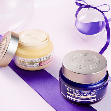 IT Cosmetics Luottamus kauneuteen Unipakkaus Ikääntymistä ehkäisevä kasvosetti kaikille ihotyypeille 1 kpl 1 kpl