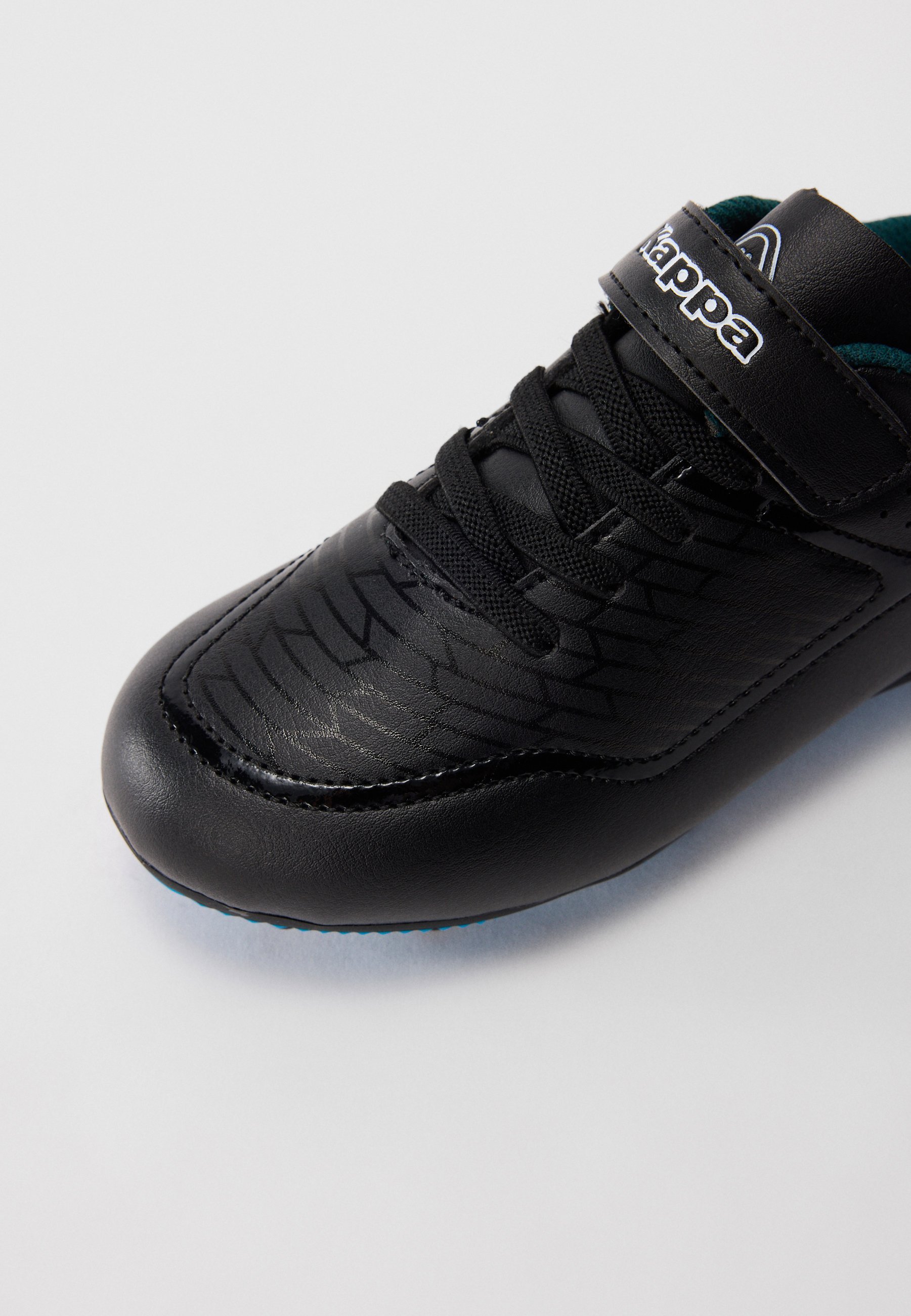 Scarpe da calcio Kappa KOMBAT PLAYER UNISEX per terreni compatti - nero/blu brillante