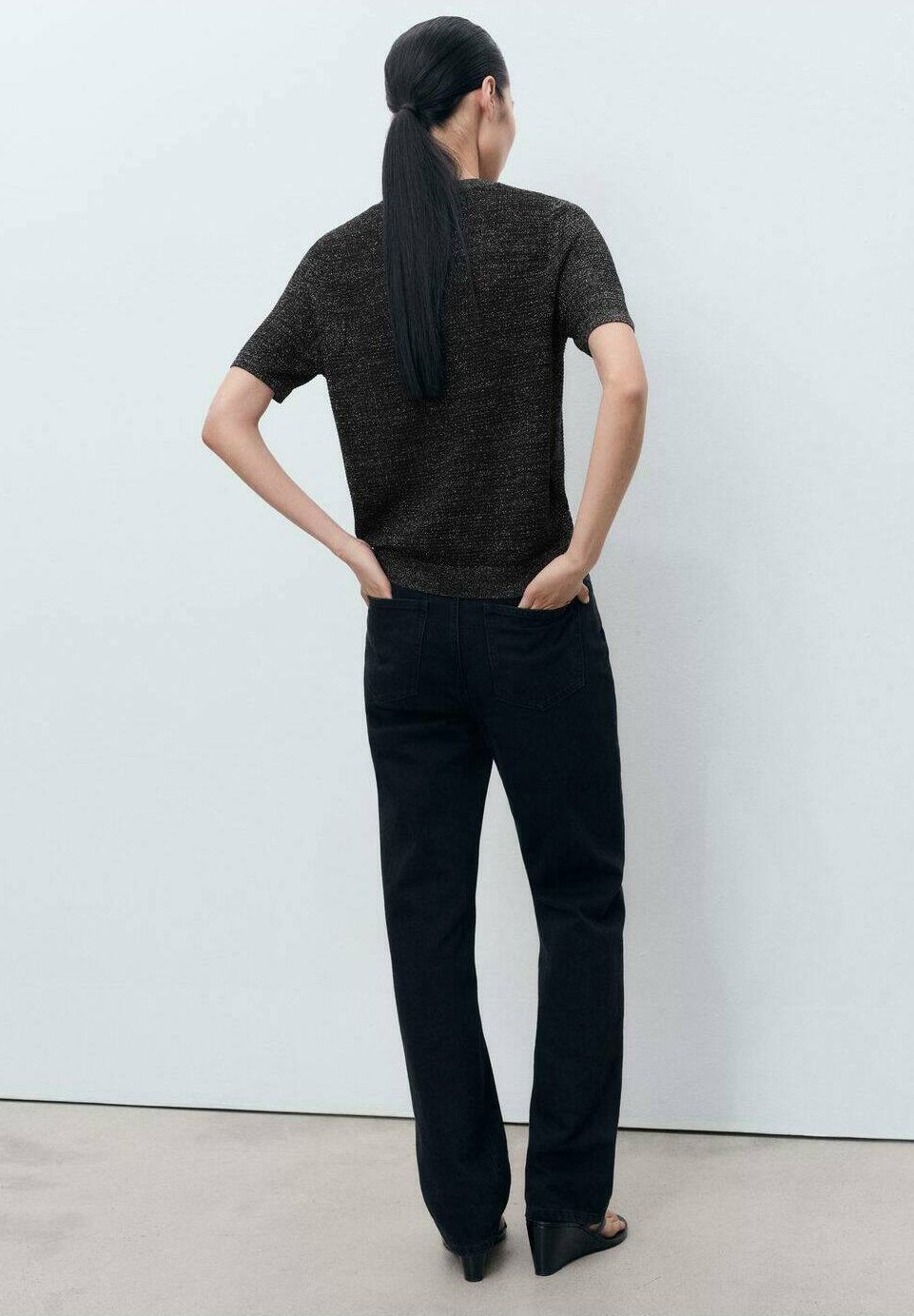 Mango Basic T-shirt - zwart