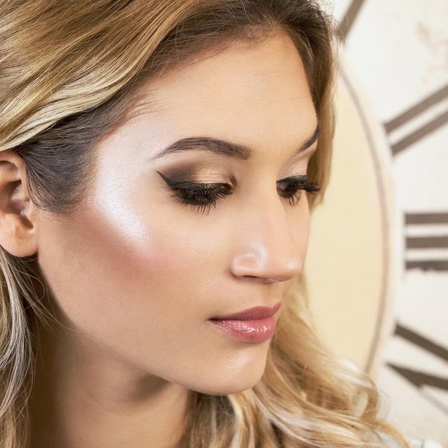 Pretty Vulgar Bronzed B