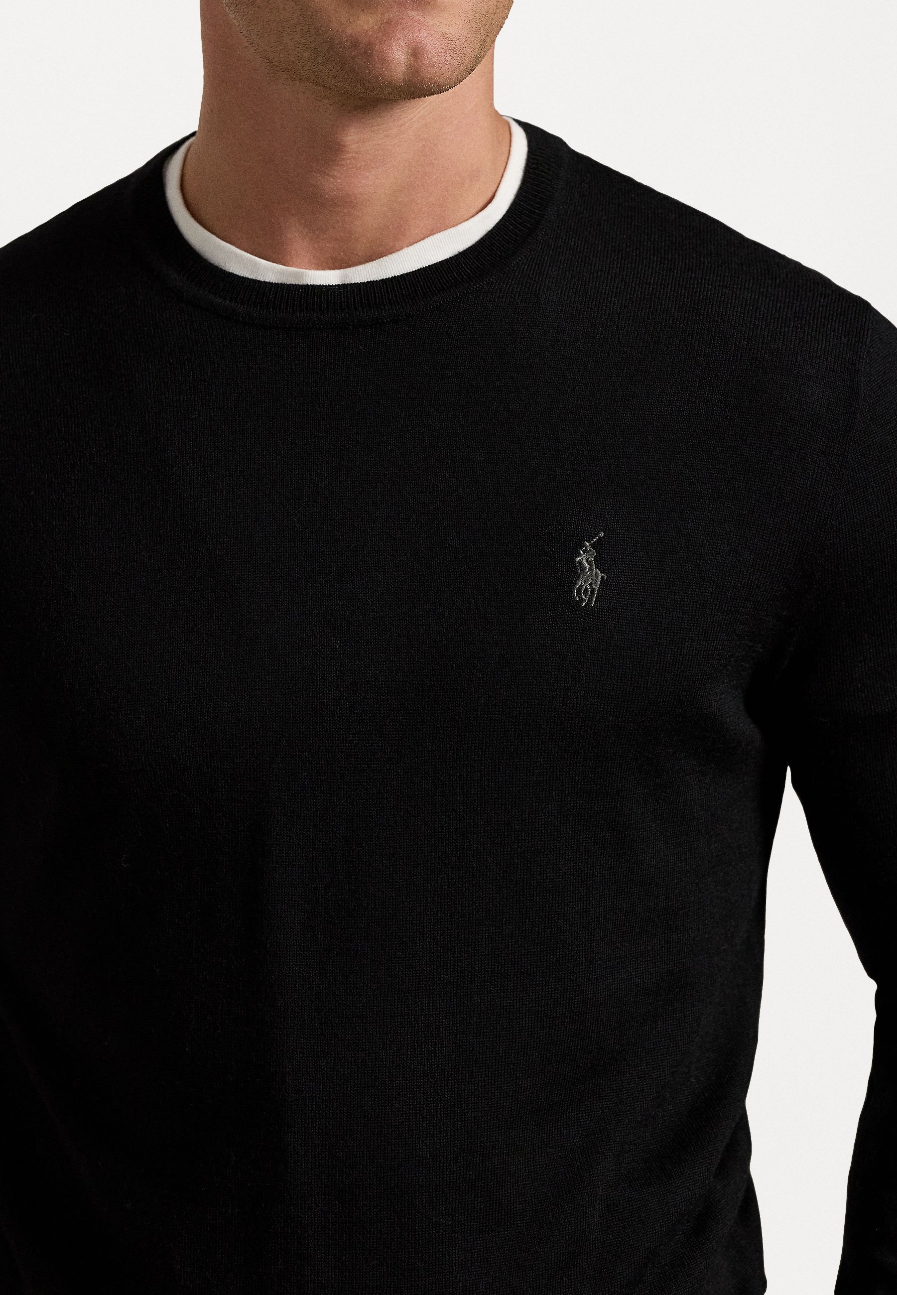 Polo Ralph Lauren Slim Fit Wasbare Wol Trui met Ronde Hals - Trui - zwart