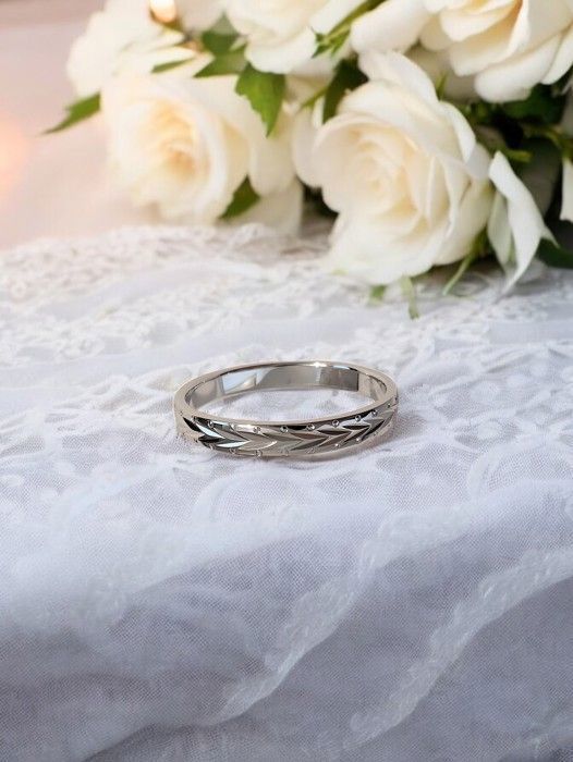 Dames trouwring van 3 mm, gerhodineerd 925 sterling zilver.