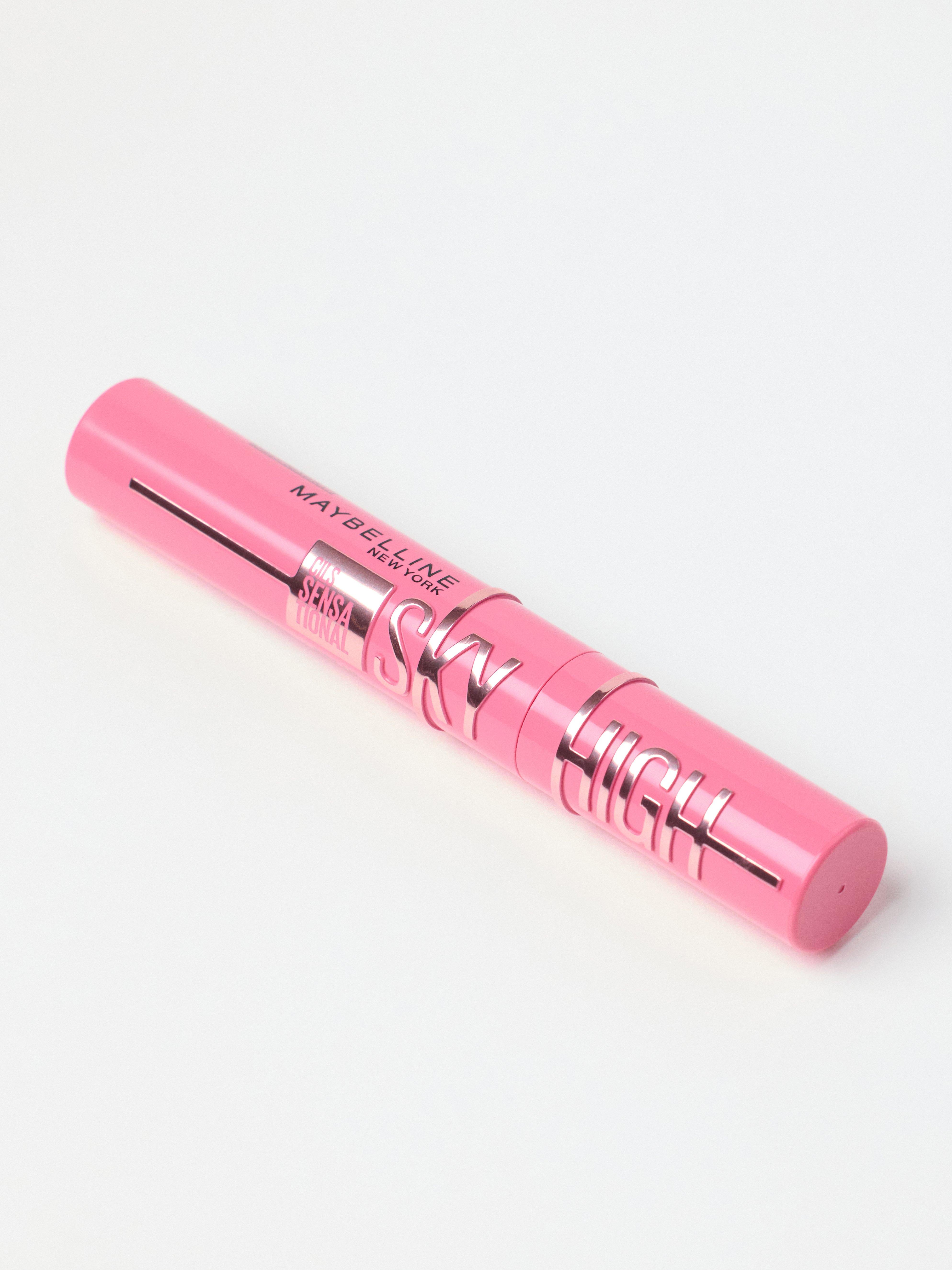 Řasenka Maybelline Lash Sensational Sky High od značky Pink Air.