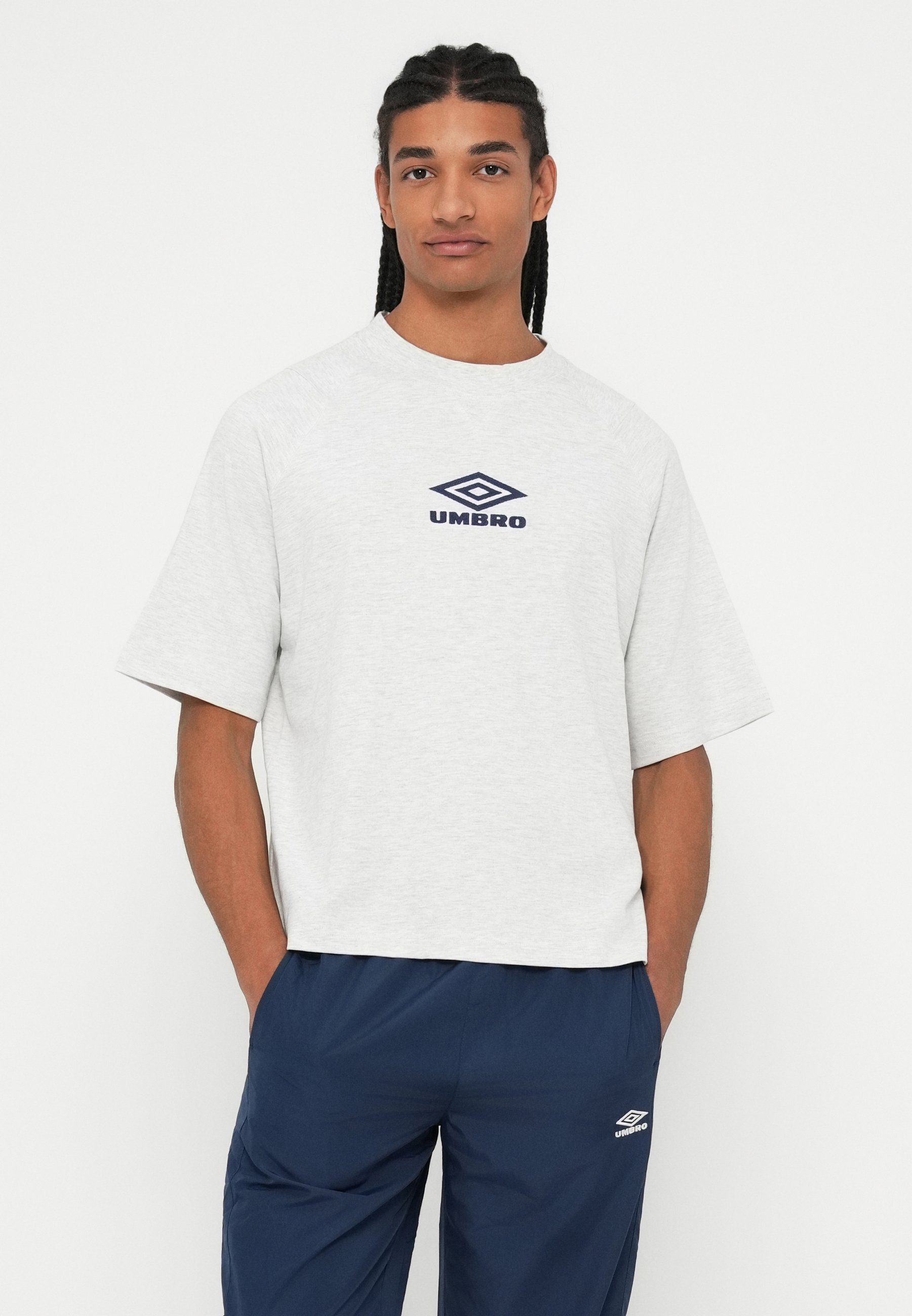 Calça de treino Umbro Relaxed - Calça de fato de treino - azul marinho escuro/azul vista