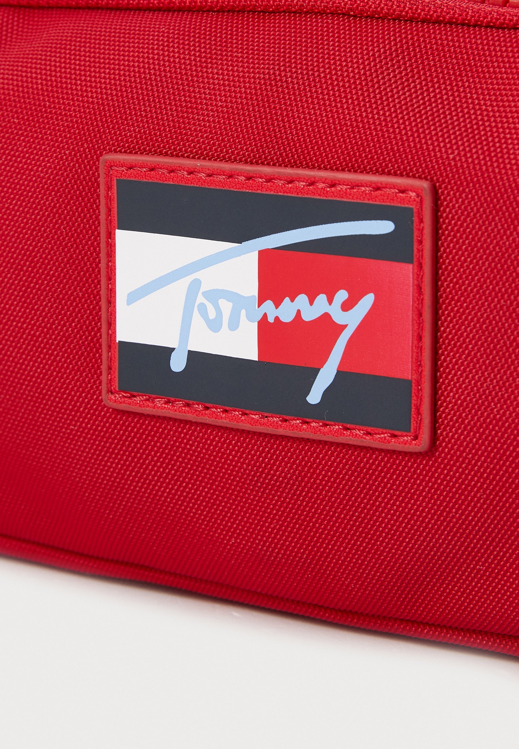 Tommy Hilfiger SCRIPT FLAG ETUI UNISEX - Etui - middelgroot rood