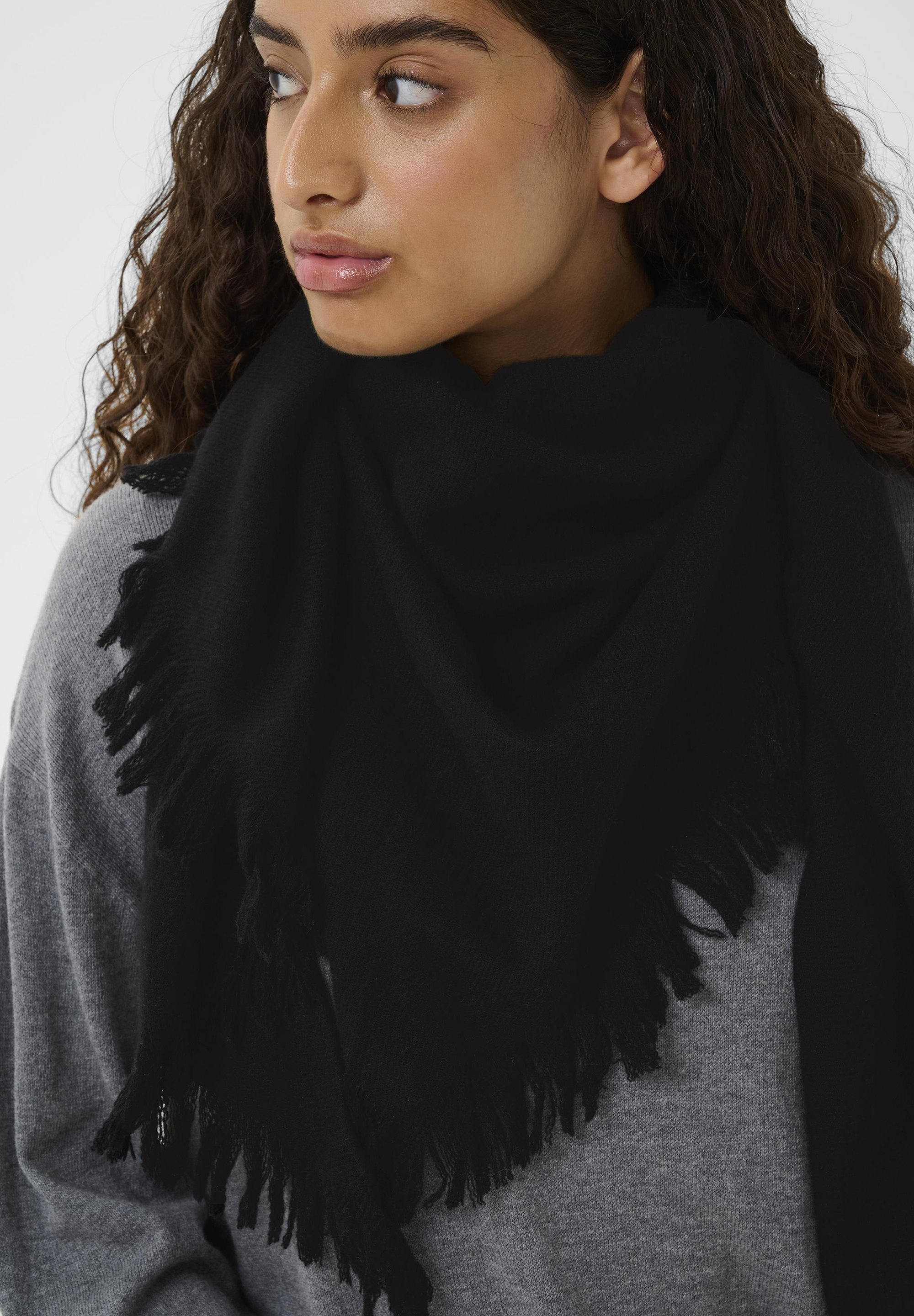 Gebadet in Luxus BESINAH - Foulard - schwarz