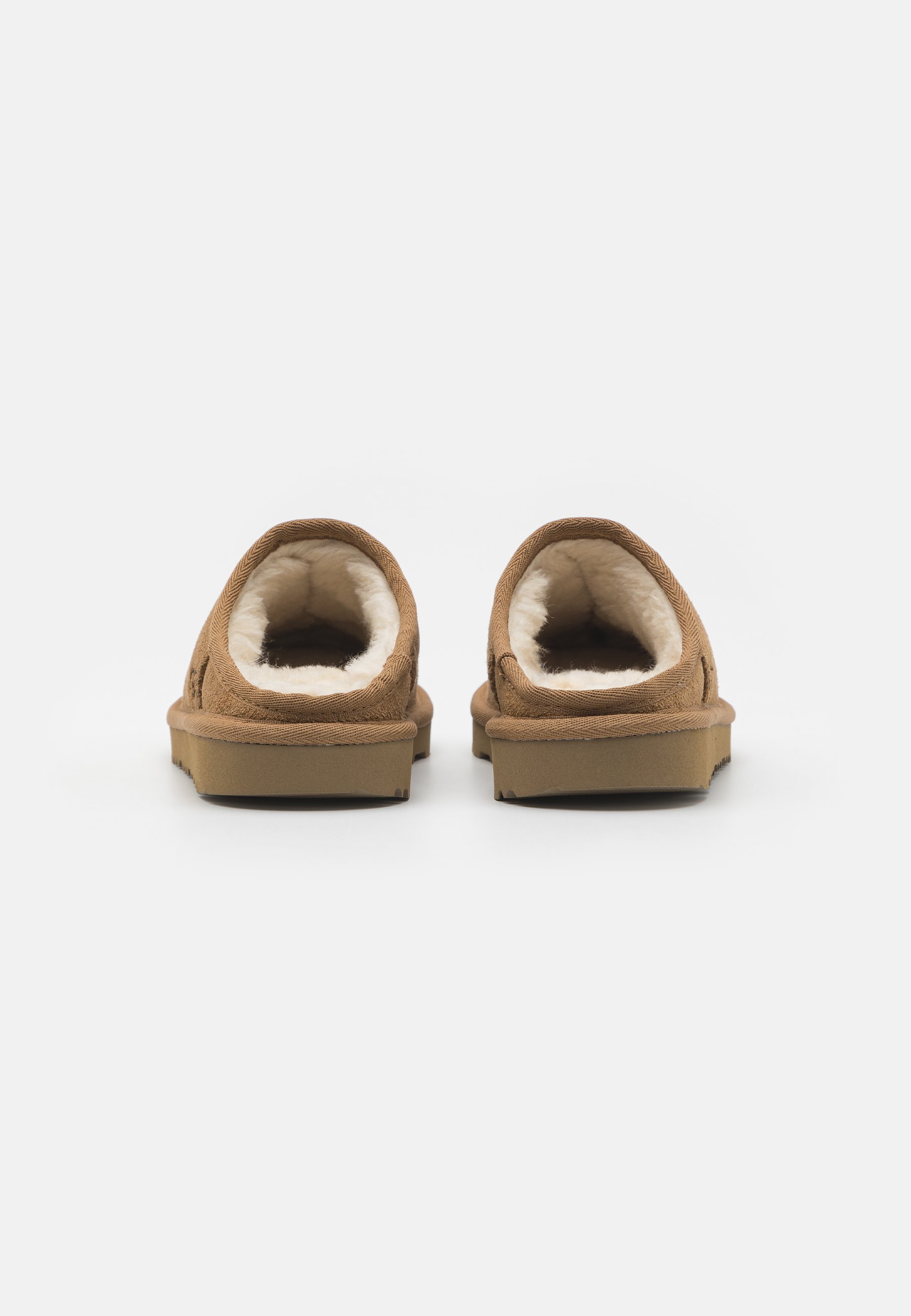 UGG CLASSIC SLIP ON UNISEX - Pantofle - black
