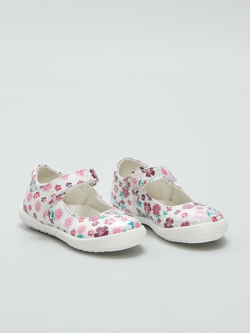 Babyschoentjes met bloemenprint - ROZE