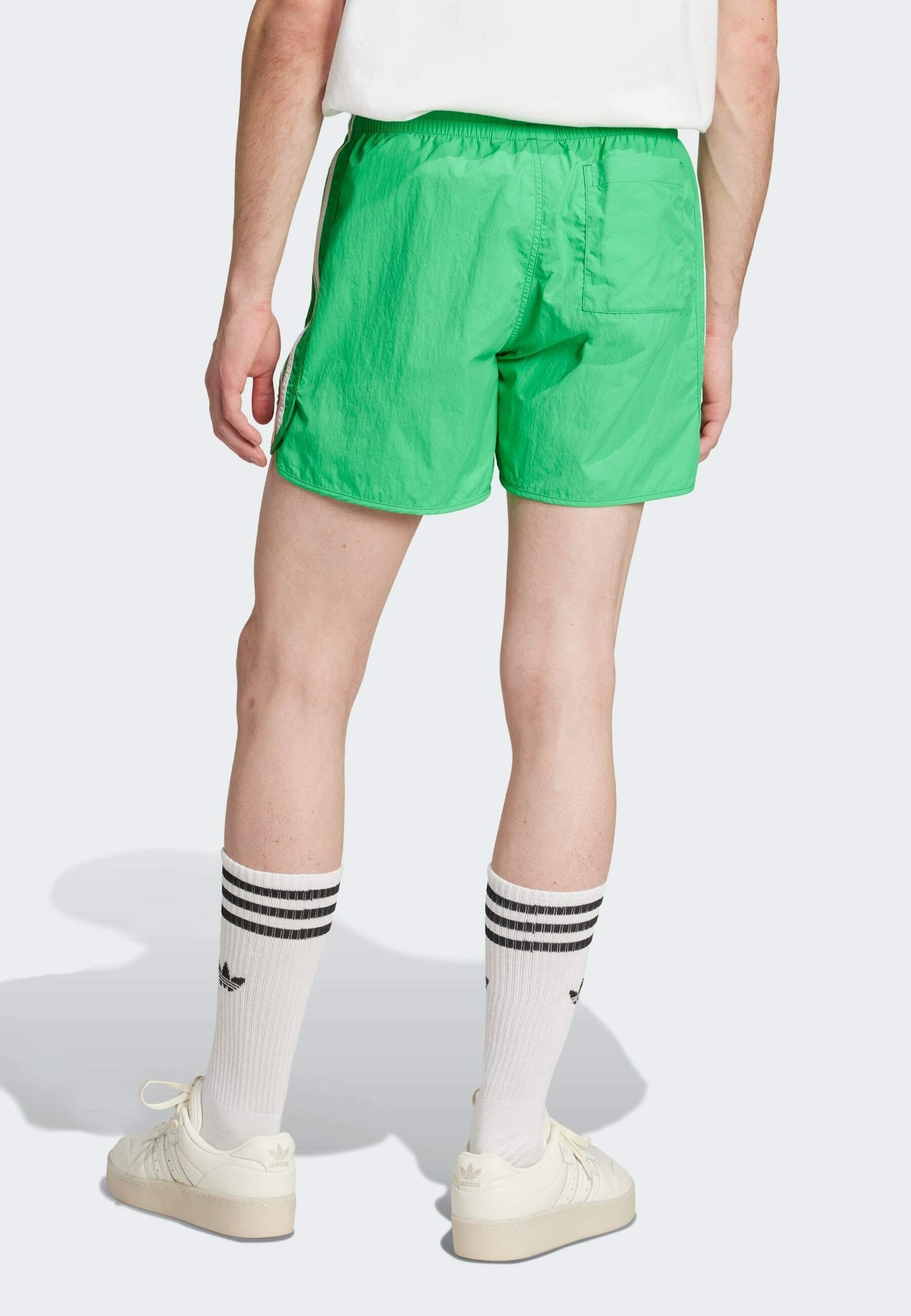 Ležérní kraťasy adidas Originals
