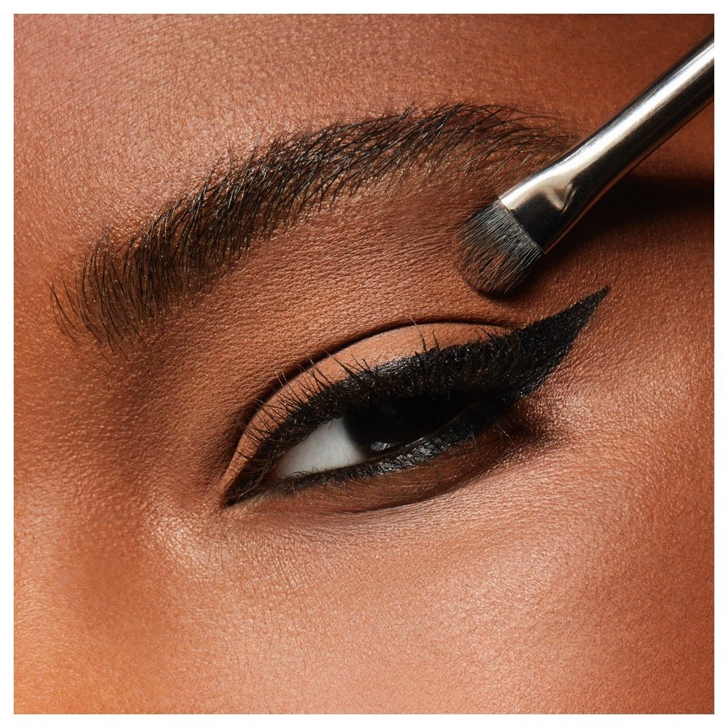MAC Eyeshadow Perfect Shot malo sjenilo za oči - 1,5 g