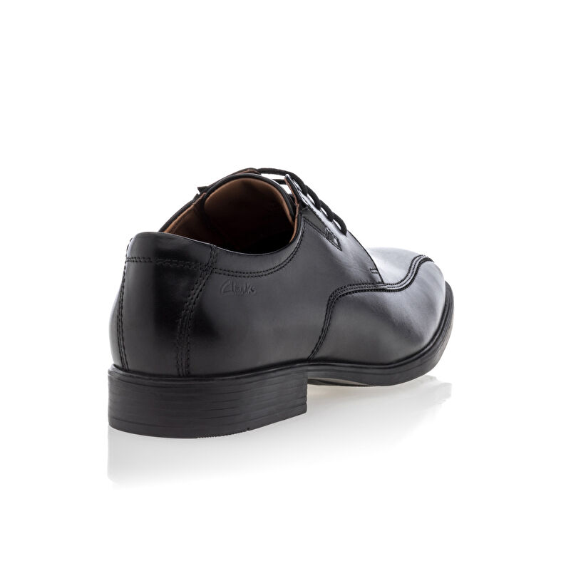Zwarte nette herenschoenen