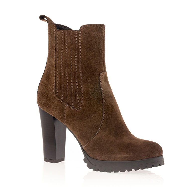 Braune Damenstiefel / Stiefeletten