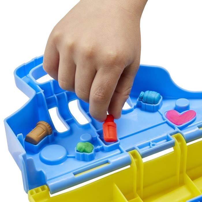 Play-Doh Le cabinet vétérinaire avec chien, avec 5 pots de pâte à modeler et 10 outils, jouet périscolaire, Les classiques