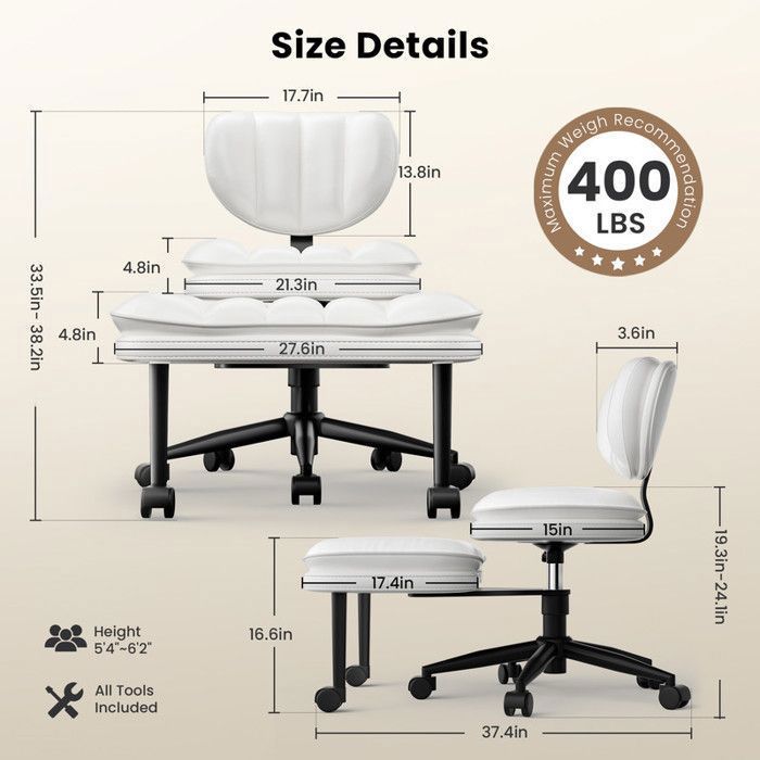 Silla de oficina beige con patas cruzadas y ruedas.