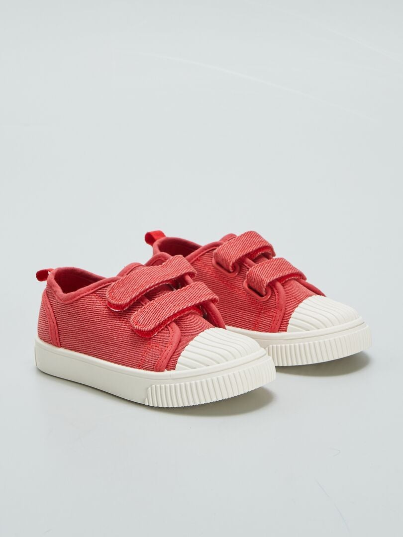 Lage denim canvas sneakers met scheuren - ROOD