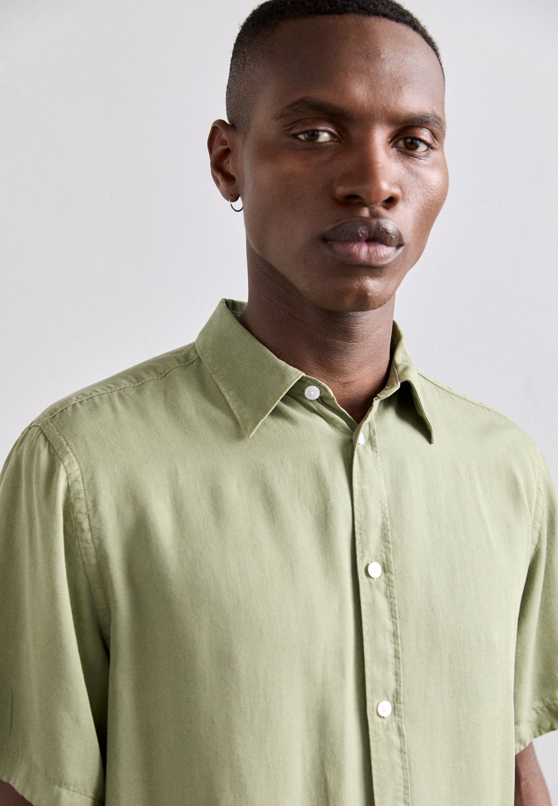 J.LINDEBERG Shirt - oliegroen