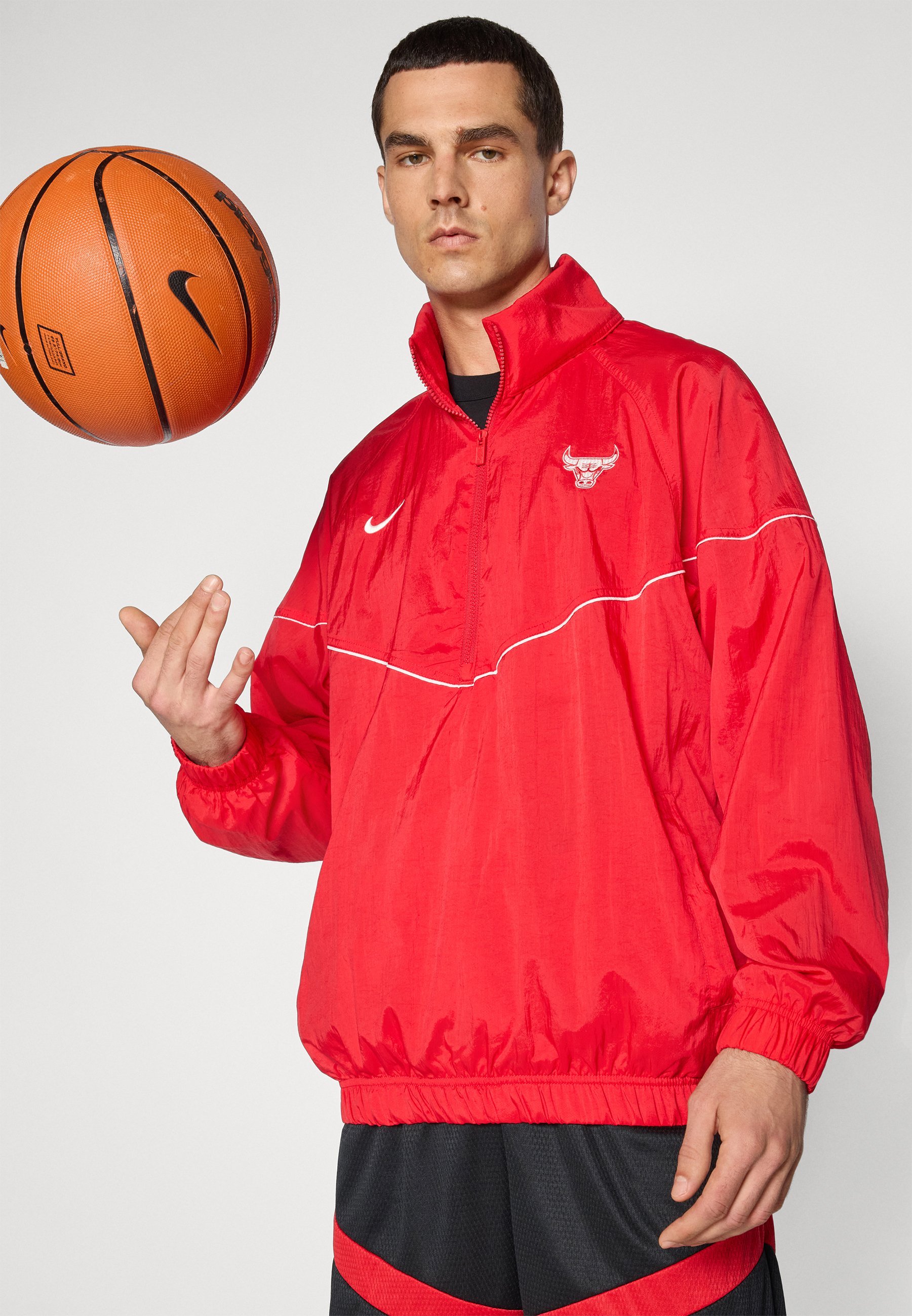 CHICAGO BULLS CLUB ANORAK - Tréninková bunda - black/white