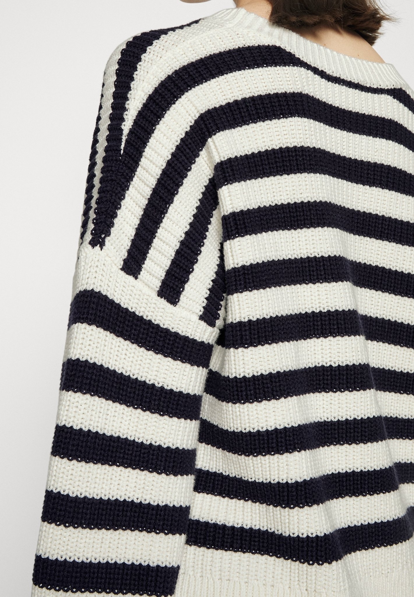 mbyM Pullover - weiß