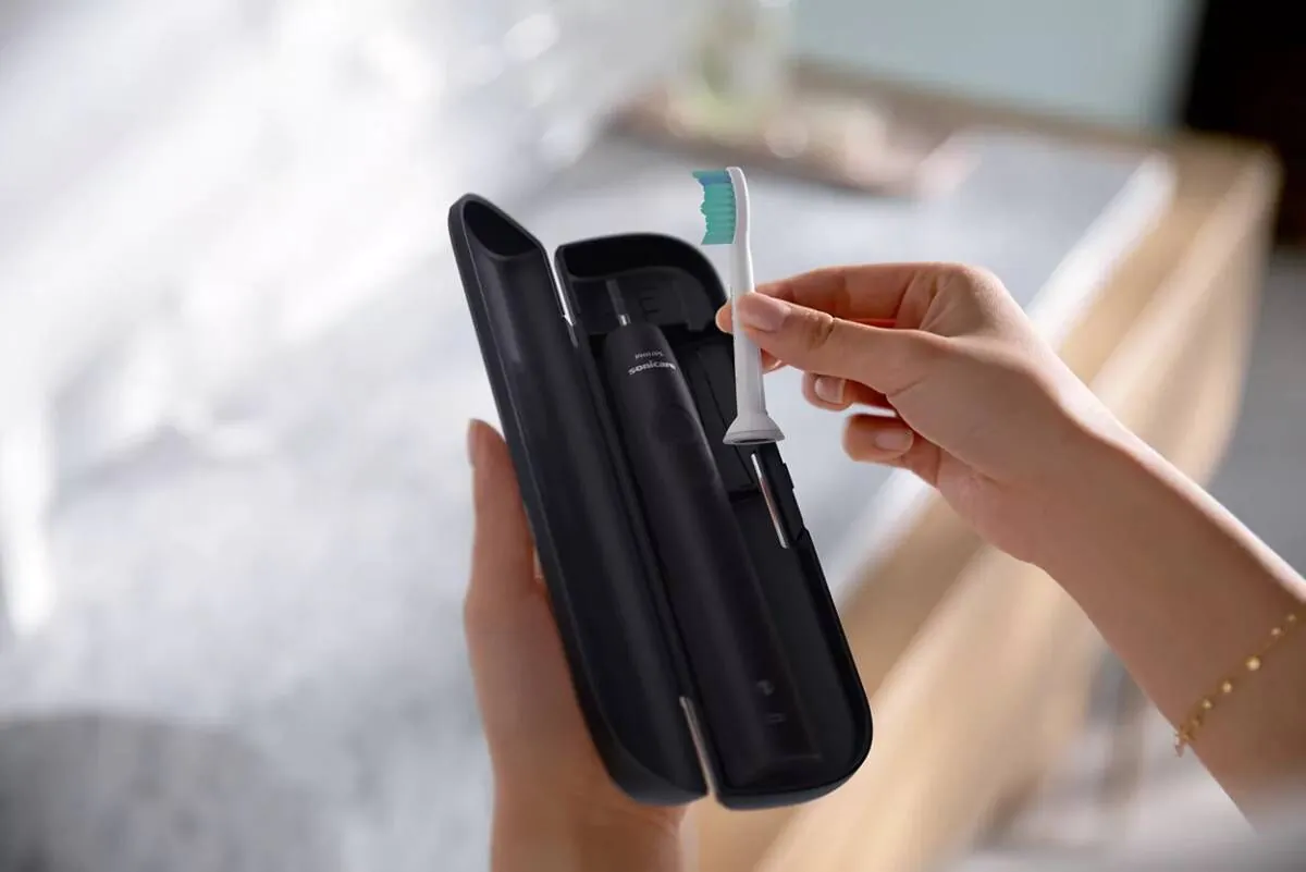 Philips Sonicare + Travel Case Seria 3101 Czarna Hx3673/14