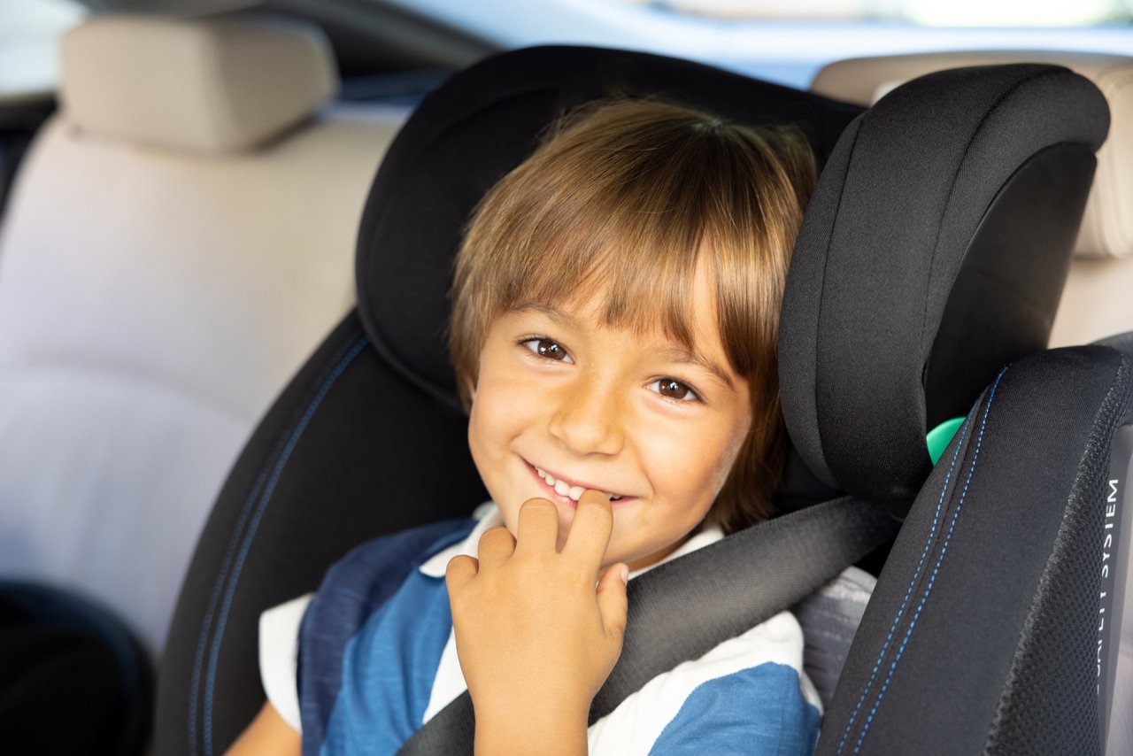 Seat3Fit i-Size Air Zip&Wash (40-125 cm) ülés