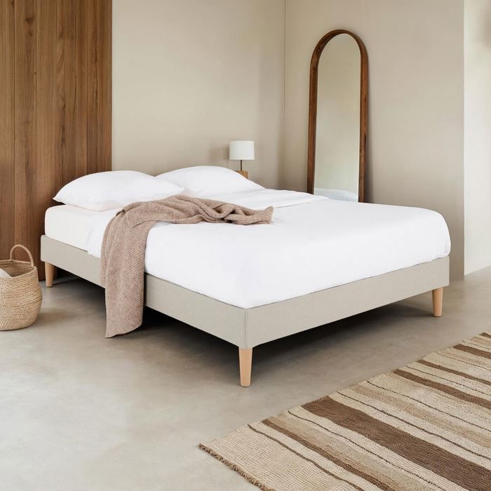 Base de cama tapizada QUIMPER de 140 x 190 cm, estructura de madera y tapizado de tela beige, estructura de cama con patas.