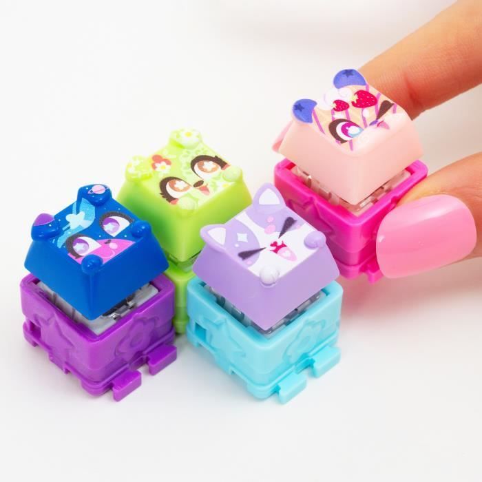 Clickeez - GOLIATH - Chaveiro de Luxo - Chaves Colecionáveis - 1 cubo Clickeez + 4 Clickeez + 3 pingentes - Para maiores de 6 anos
