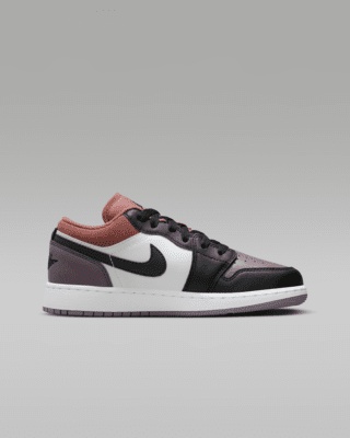 Air Jordan 1 Low SE Older Kids' Shoes