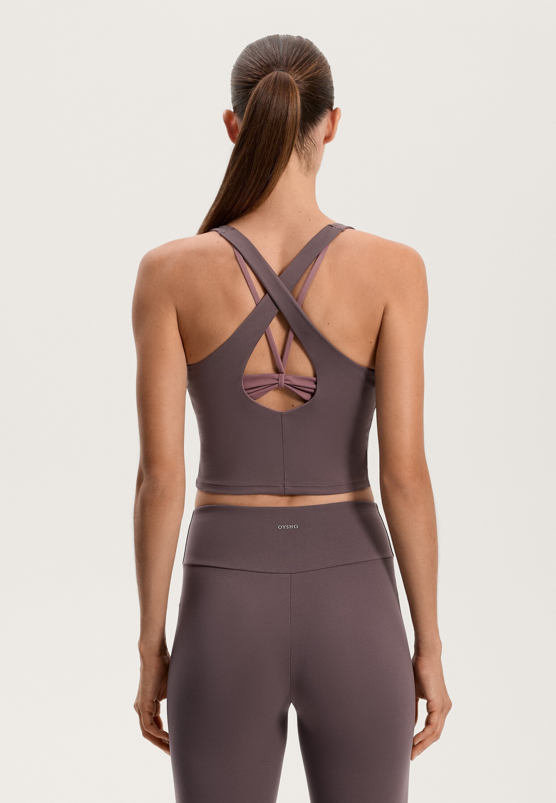 Reggiseno sportivo OYSHO COMFORTLUX OVERLAY - marrone