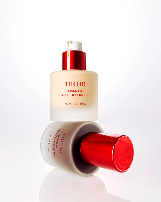 TIRTIR Mask Fit Red Foundation je rozjasňující a hydratační tekutý make-up.