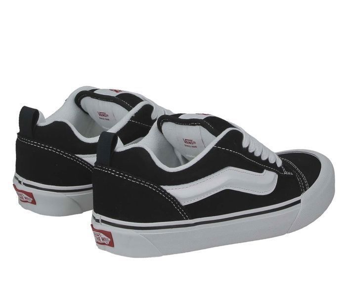 Chaussures Vans Knu Skool Unisex Noir - VN0009QC6BT - Lacets - Textile