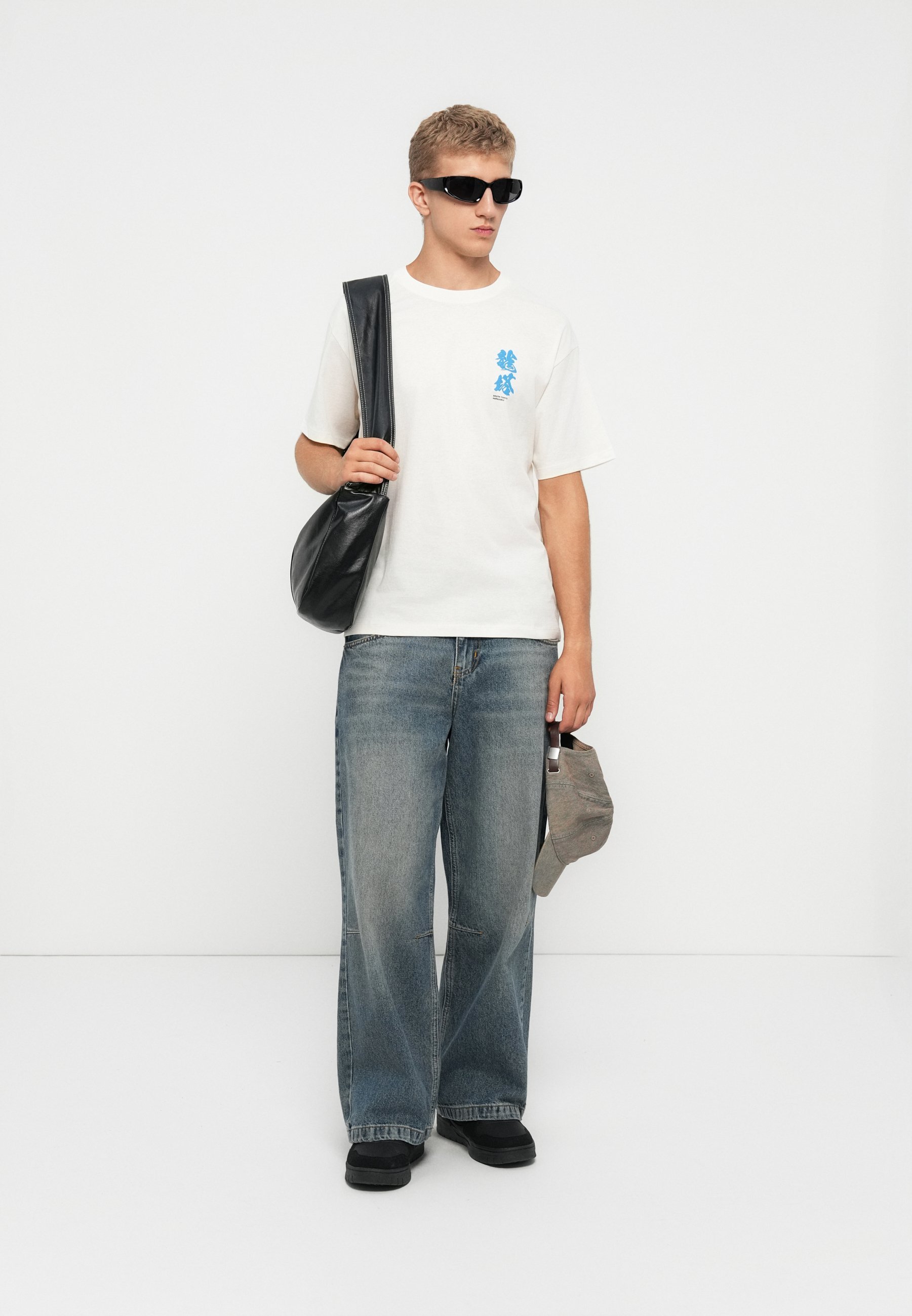 Jack & Jones JORDRAGON TEE CREW NECK - Koszulka z nadrukiem - egret