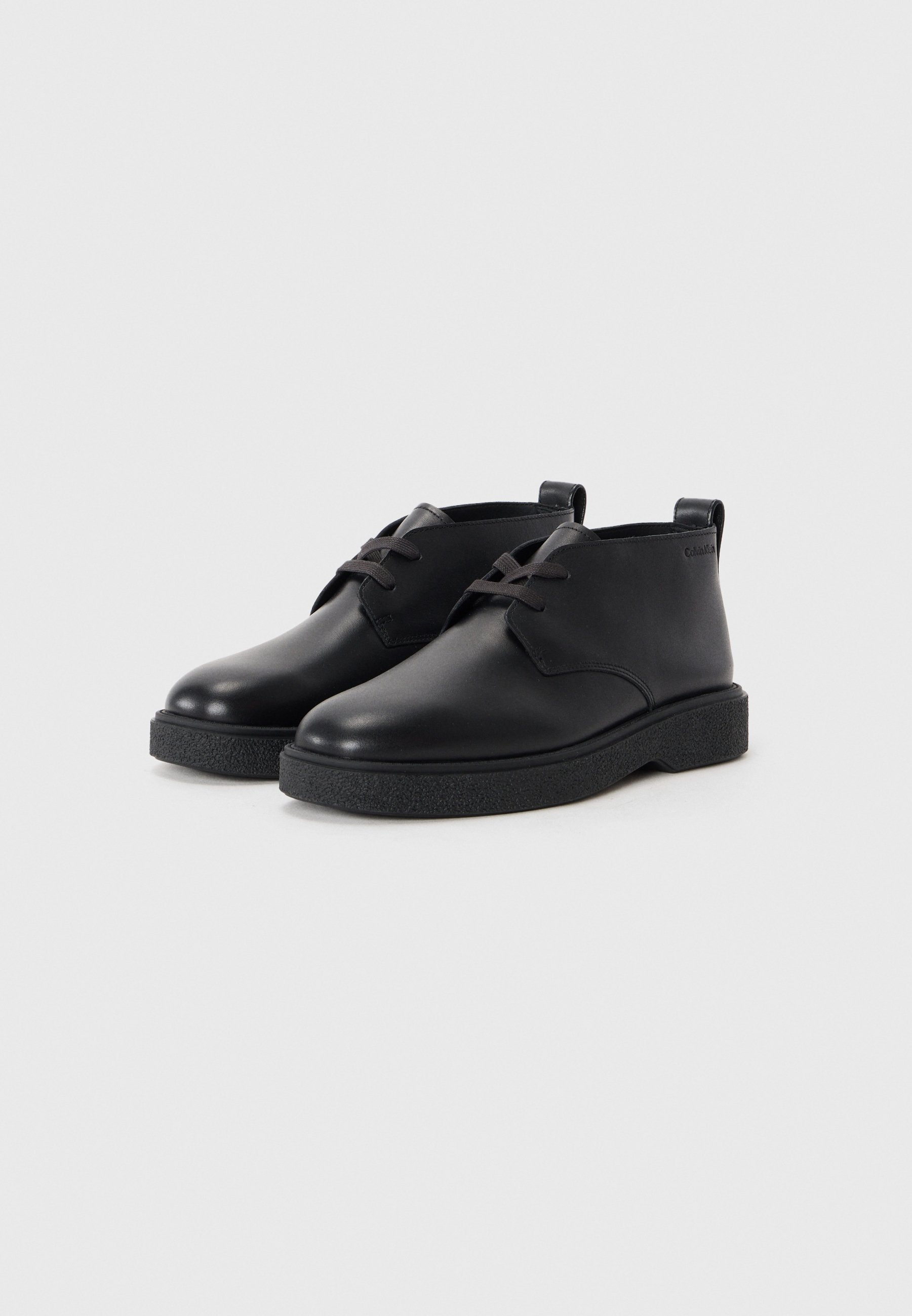Stivaletti stringati Calvin Klein - triplo nero
