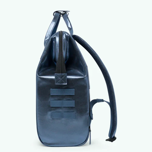 Cabaia Larissa Medium Adventurer Rucksack, Marineblau