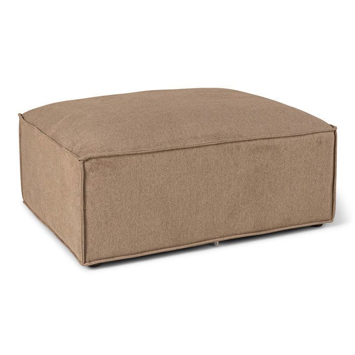 Box canapé chaiselongue, 3 coussins décoratifs beige, marron.