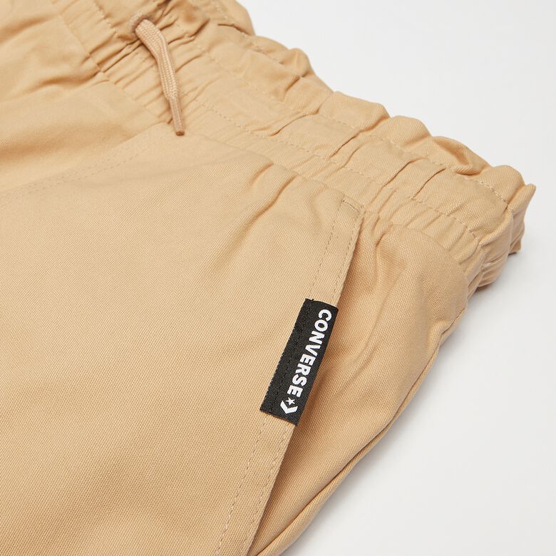 Weit geschnittene Hose im Paperbag-Stil