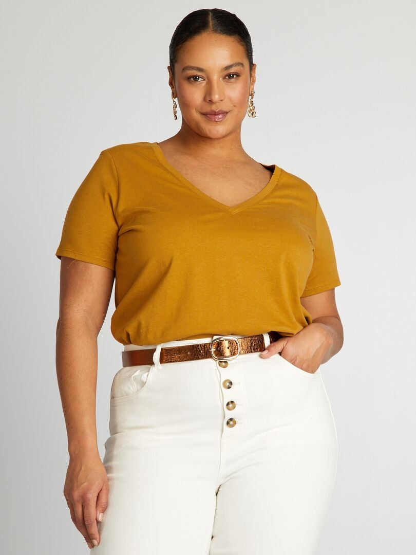 T-shirt met V-hals - ROOD