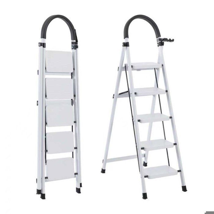 Escalera plegable de 5 peldaños Seven Comfort con pedal antideslizante - 74 × 47 × 139 cm - Escalera de acero estable de 150 kg - Blanca