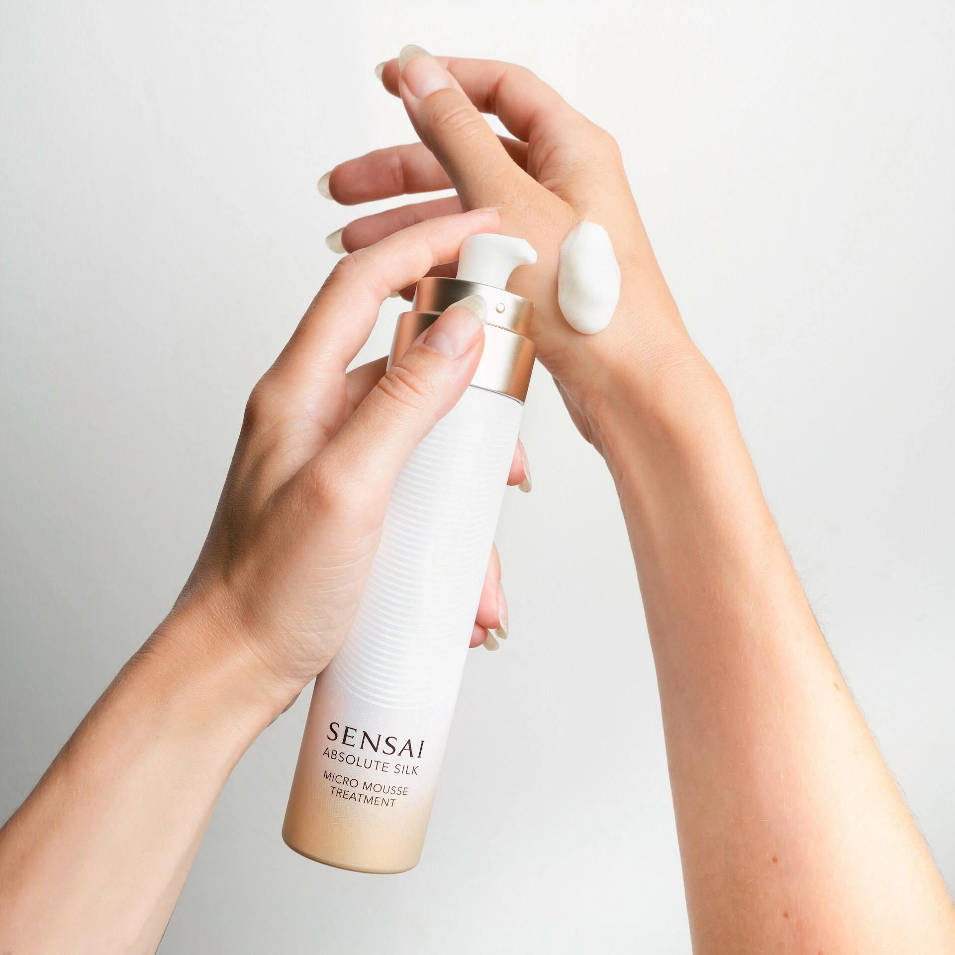 Absolute Silk mikro pjenasti tretman 90 ml - SENSAI
