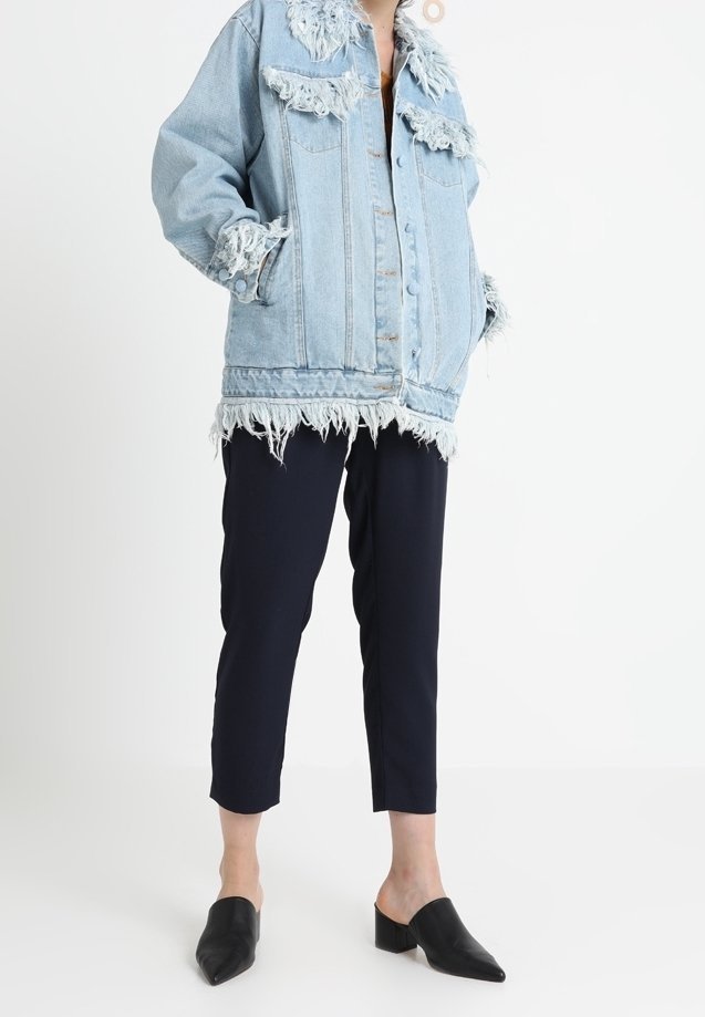 Ksenia Schnaider spijkerjasje - destroyed denim