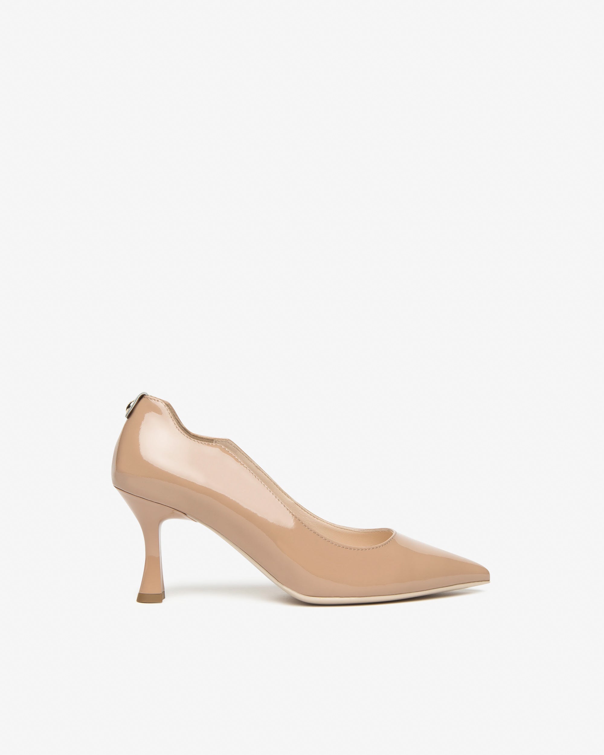  Damen-Pumps aus Lackleder