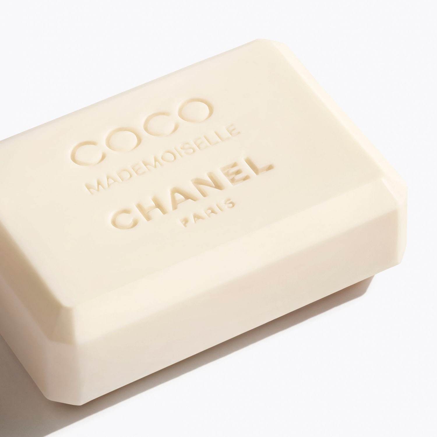 CHANEL sapun za ruke COCO MADEMOISELLE SAVON DOUX PARFUMÉ - 100 g