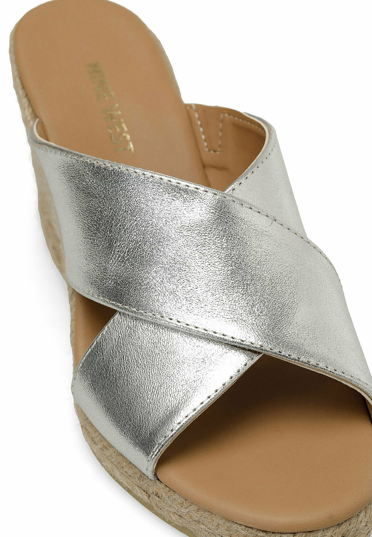 Nine West UPENZA - Mules à talons - argent