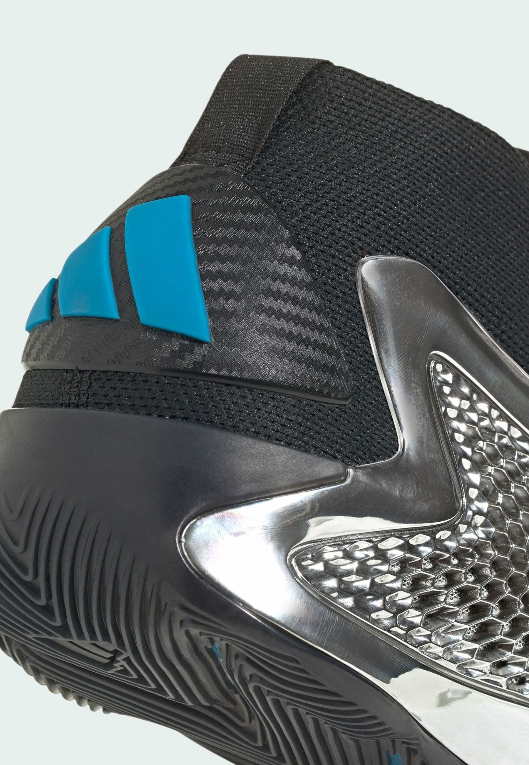 adidas Performance ANTHONY EDWARDS - Basketbalschoenen - core black silver metallic core black