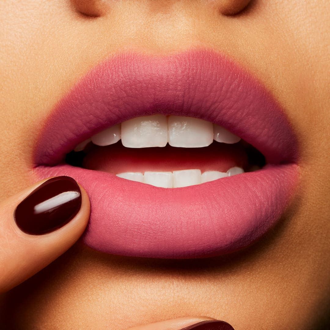 Tekutý matný rúž Powder Kiss Luxusné rúže